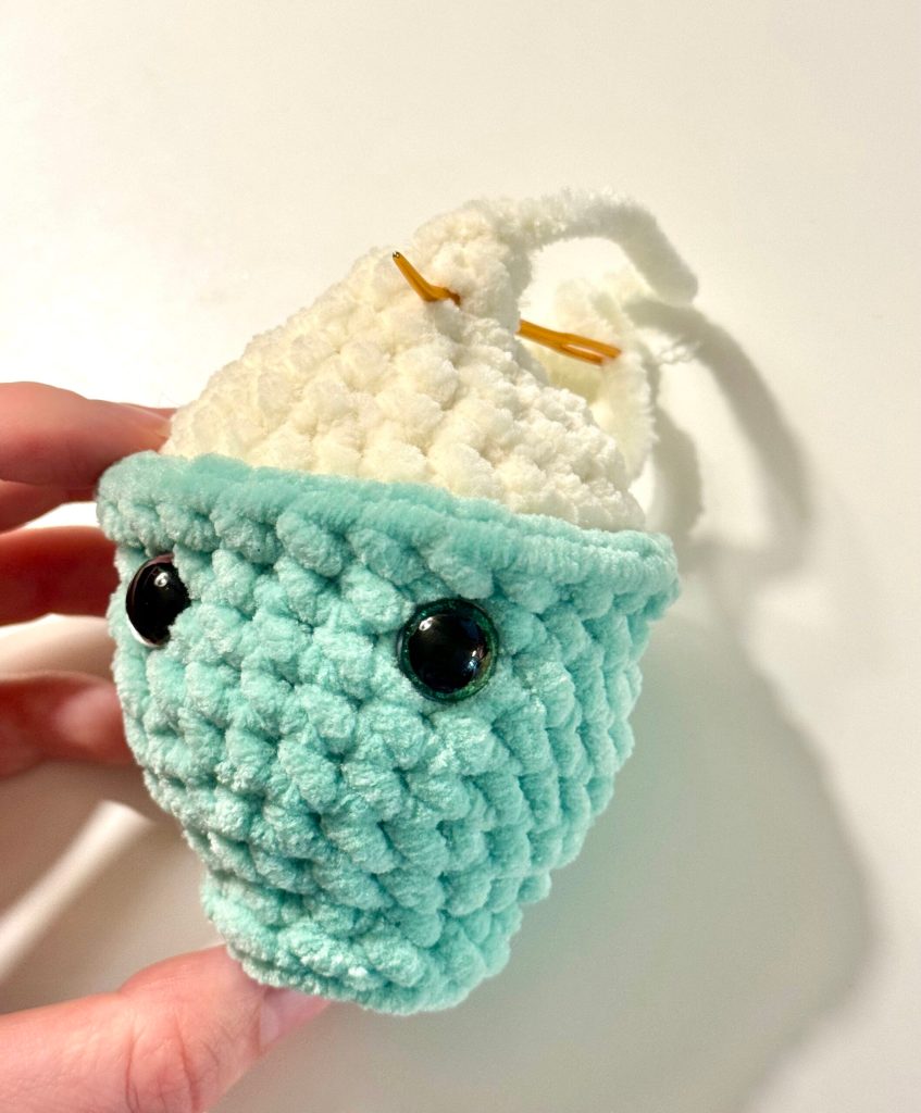 Create Your Own Crochet Mini Matcha Latte with This Fun Pattern Guide