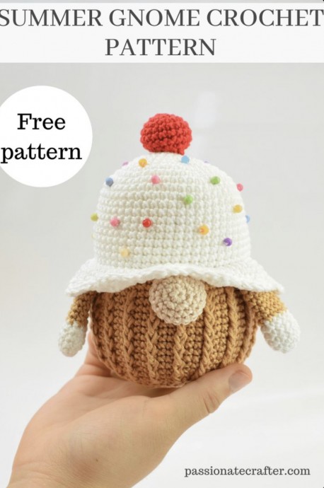 Create Your Own Adorable Cupcake Gnome with This Free Crochet Pattern Create Your Own Adorable Cupcake Gnome with This Free Crochet Pattern