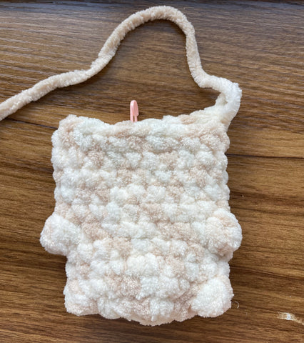 Create Adorable Crochet Kitties: A Complete Guide to Materials, Patterns, and Techniques for Crafting Your Feline Friends