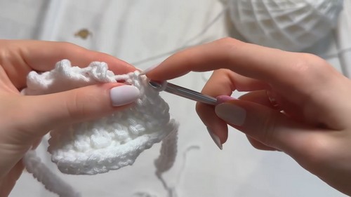 Learn to Crochet Beautiful Socks: A Step-by-Step Guide for Cozy Creations