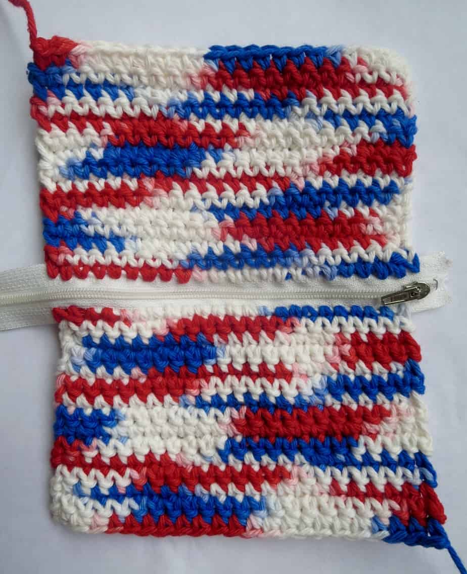 Create a Charming Crocheted Wallet - A Step-by-Step Guide to Craft Your Unique Accessory