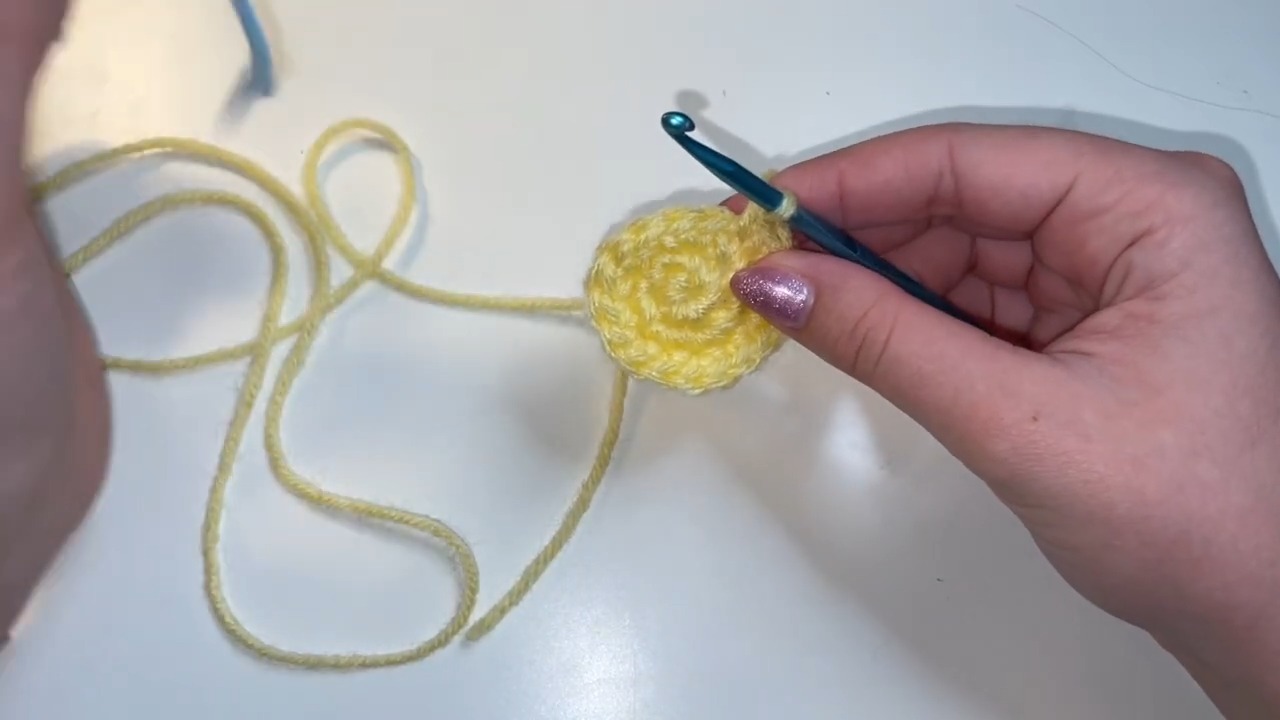 Create Beautiful Crochet Flower Coasters for Your Home D&eacute;cor
