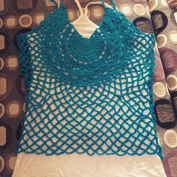 Crochet Circle Crop Top: Your New Favorite Summer Staple for Bohemian Style