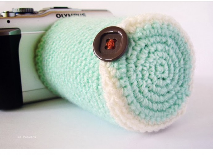 Create Your Own Crochet Camera Lens Cozy: A Step-by-Step Guide for Photographers and Crafters