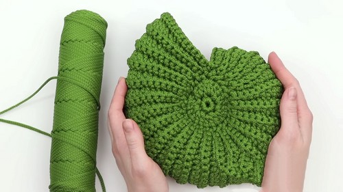 Crochet An Ammonite Shell Basket