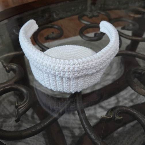 Crochet Book Reader Toilet Paper Holder