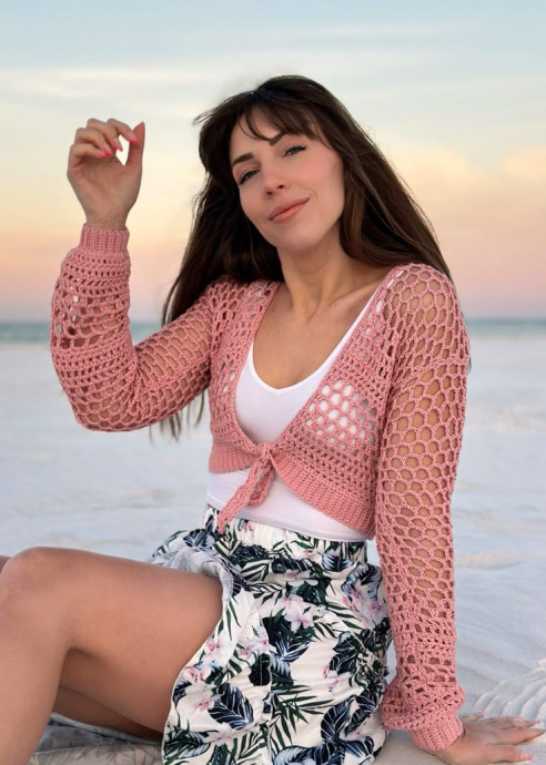Upgrade Your Wardrobe with the Crochet Ocean Tied Cardigan – A Fashion Must-Have Upgrade Your Wardrobe with the Crochet Ocean Tied Cardigan – A Fashion Must-Have