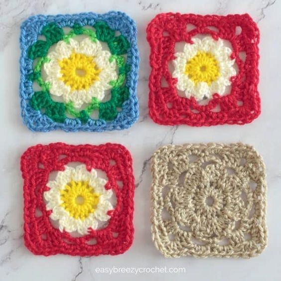 Create Your Own Charming Crochet Lacy Daisy Granny Square: Step-by-Step Guide Create Your Own Charming Crochet Lacy Daisy Granny Square: Step-by-Step Guide