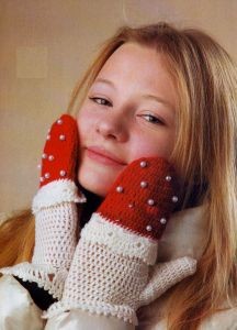 Create Stunning Crochet Beaded Elegance Mittens for a Glamorous Winter Look Create Stunning Crochet Beaded Elegance Mittens for a Glamorous Winter Look