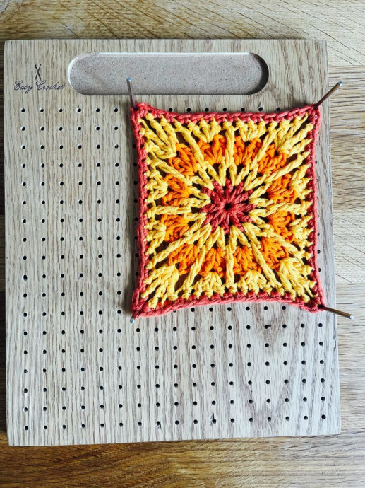 Create Vibrant Crochet Summer Solstice Granny Square for Your Summer Projects