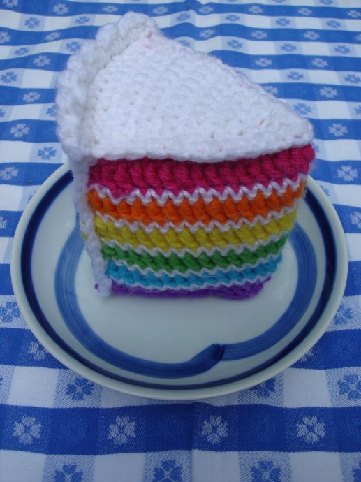 Create a Cheerful Crochet Rainbow Cake Slice for Home Decor or Gifts Create a Cheerful Crochet Rainbow Cake Slice for Home Decor or Gifts