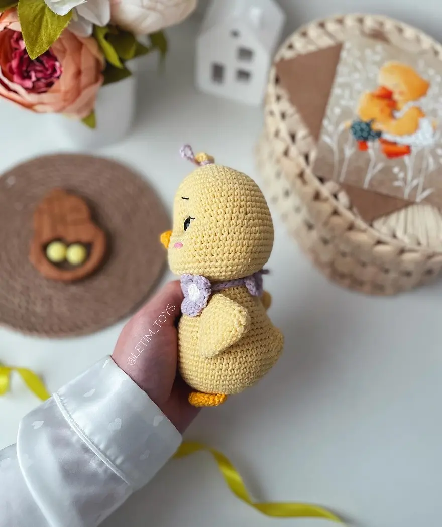 Create Your Own Adorable Spring Chick with This Fun Crochet Pattern