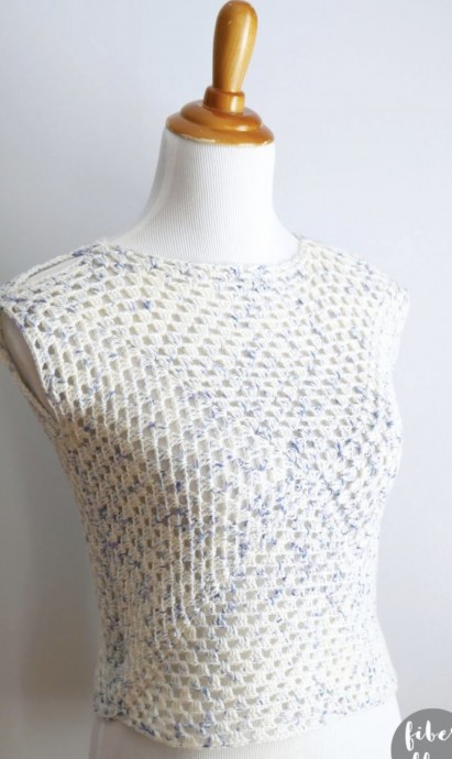 Elevate Your Summer Style with the Larkspur Peep Shoulder Top – A Must-Have Trendy Fashion Piece Elevate Your Summer Style with the Larkspur Peep Shoulder Top – A Must-Have Trendy Fashion Piece