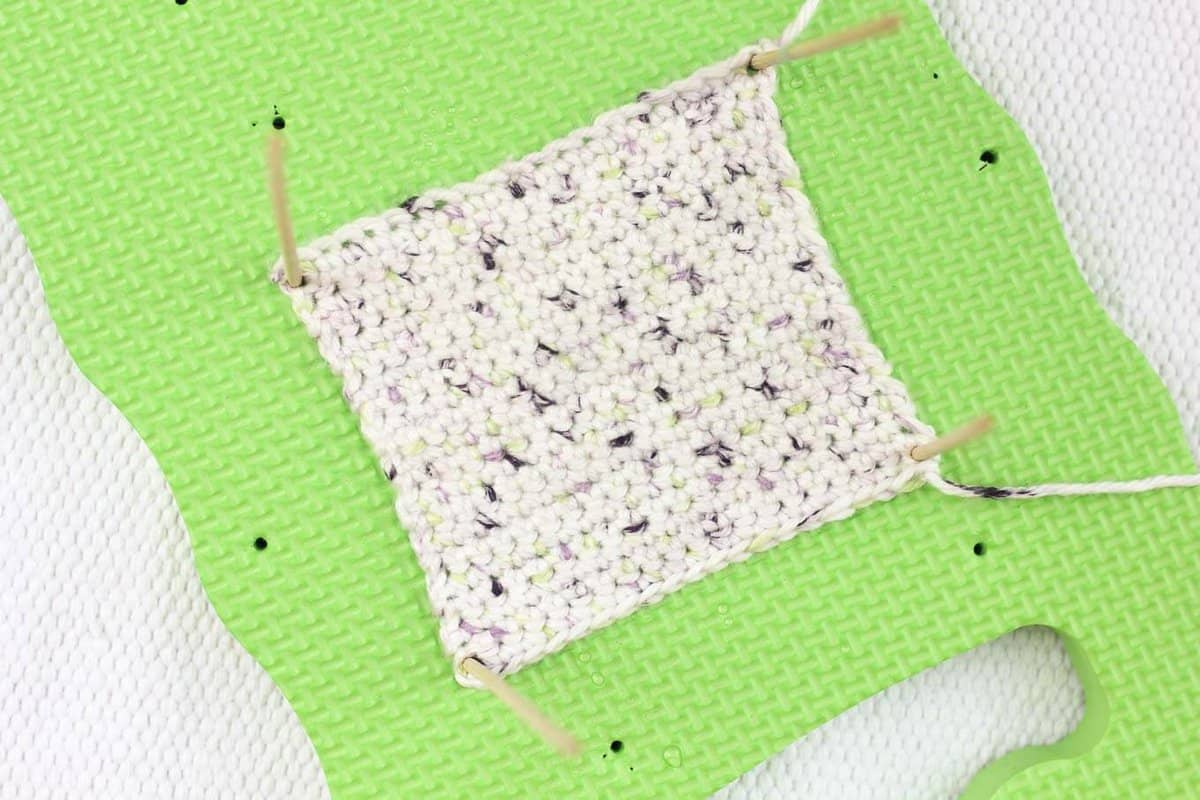 Create Beautiful Crochet Dried Lavender Sachets for Relaxation and Home Décor