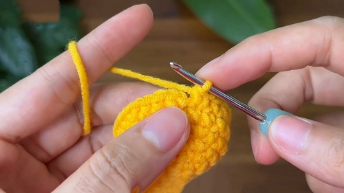 How to Make a Crochet Pikachu Keychain: A Step-by-Step Guide for Pok&eacute;mon Fans