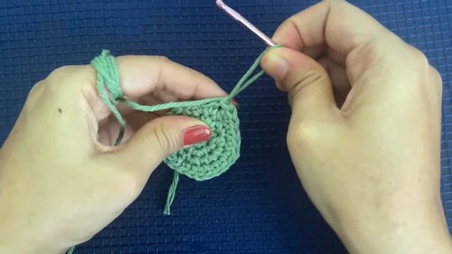 How to Create Beautiful Crochet Succulent Plants for Home Decor