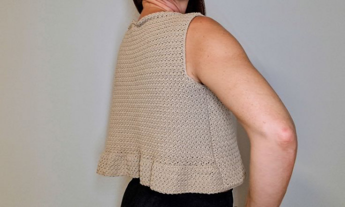 Crochet Ruffle Crop Top Handbook: Style, Materials, and Detailed Instructions for Beginners and Experts Crochet Ruffle Crop Top Handbook: Style, Materials, and Detailed Instructions for Beginners and Experts