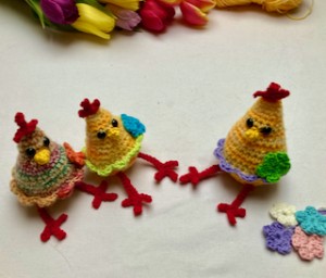 Create Adorable Cherful Colorful Spring Chickens for Easter with This Easy Crochet Pattern
