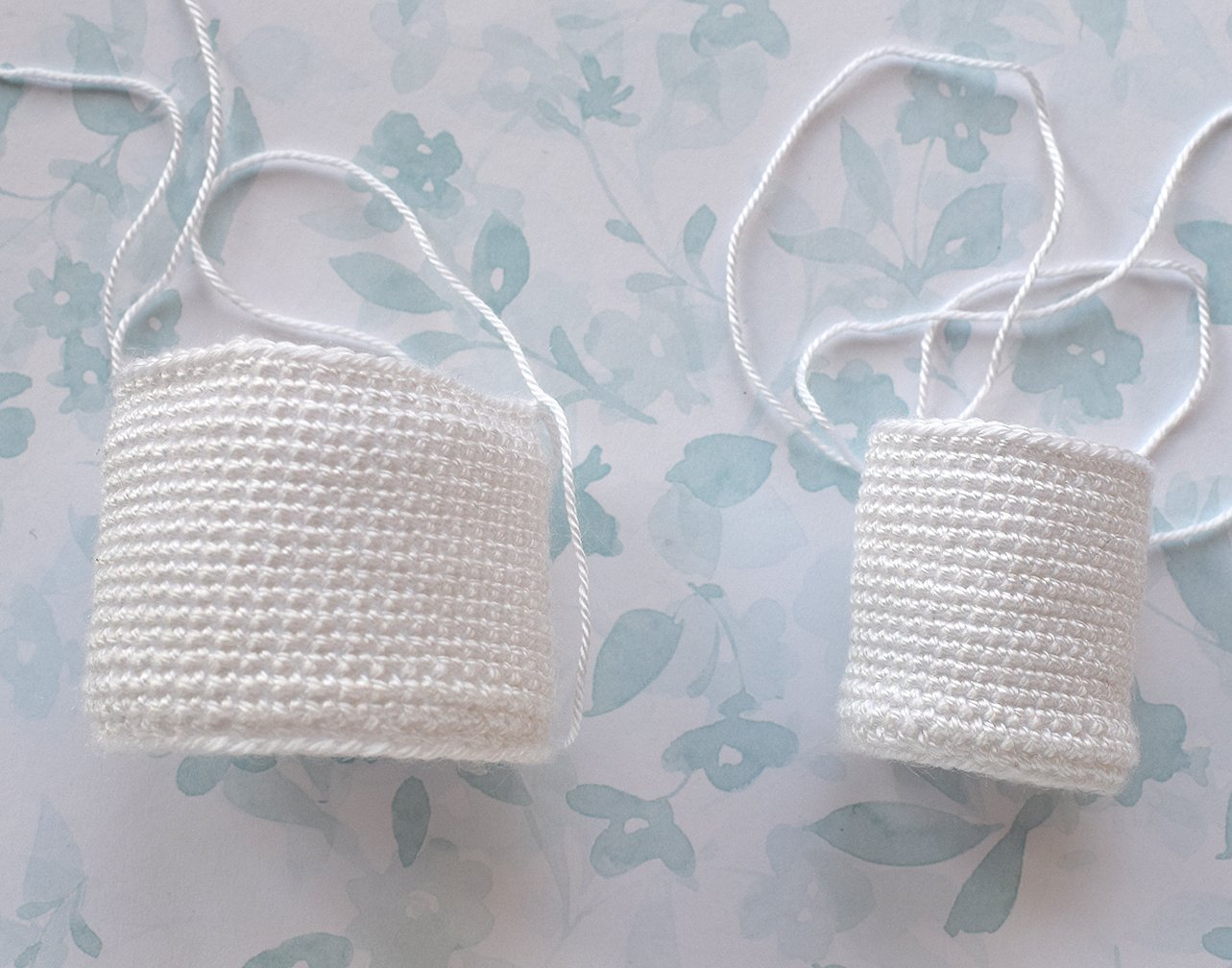 Create Your Own Crochet Easter Bunny Napkin Ring - A Whimsical Table Decor Idea
