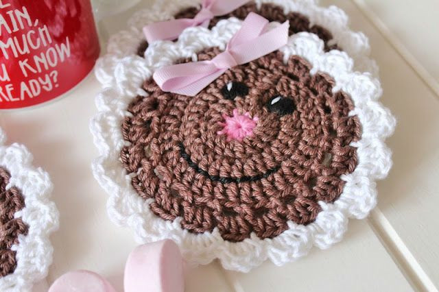 Craft Your Own Crochet Gingerbread Coasters: A Festive Guide for the Holidays
