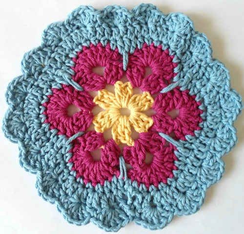 Enhance Your Kitchen with the Vibrant Crochet Garden Bloom Dishcloth - Easy and Stylish Enhance Your Kitchen with the Vibrant Crochet Garden Bloom Dishcloth - Easy and Stylish