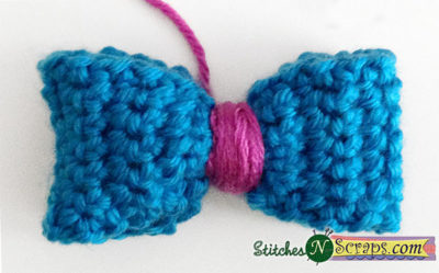 Create Your Own Stunning Crochet Bow-Tie Bracelet: A Step-by-Step Guide