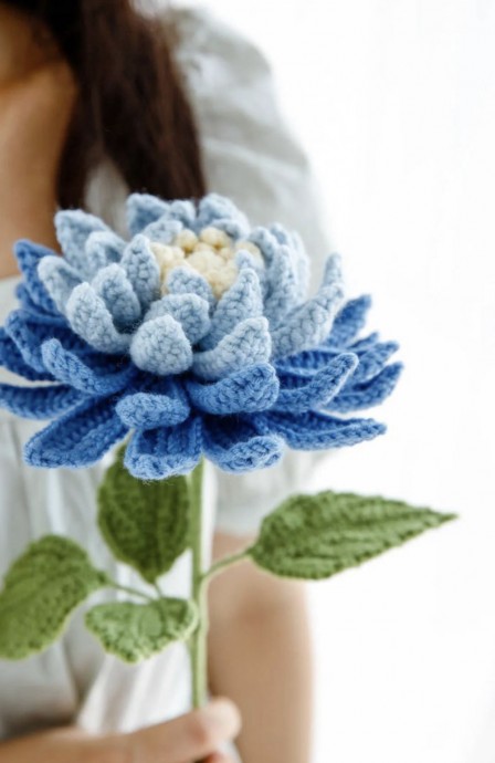 Crochet Dahlia Flower – Free Pattern