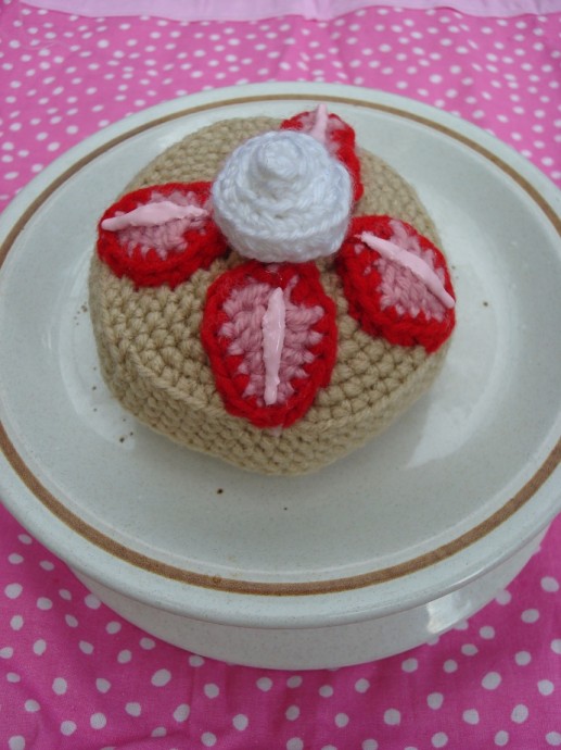 Create Adorable Crochet Strawberry Shortcake – Easy Guide for Beginners and Experts Create Adorable Crochet Strawberry Shortcake – Easy Guide for Beginners and Experts
