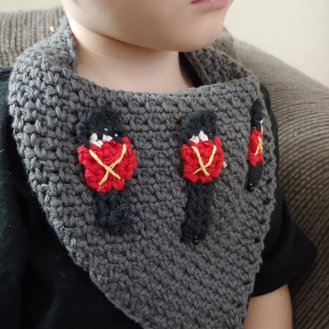 Create the Perfect Crochet Charlies Bandana Bib: A Stylish and Practical Accessory for Babies