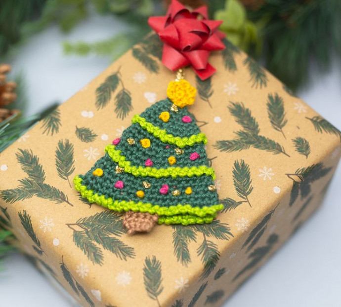 Create Your Own Charming Crochet Christmas Tree: A Step-by-Step Guide Create Your Own Charming Crochet Christmas Tree: A Step-by-Step Guide