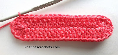 Elevate Your Dining Experience with a Crochet Romantic Oval Doily Placemat - Pattern Included