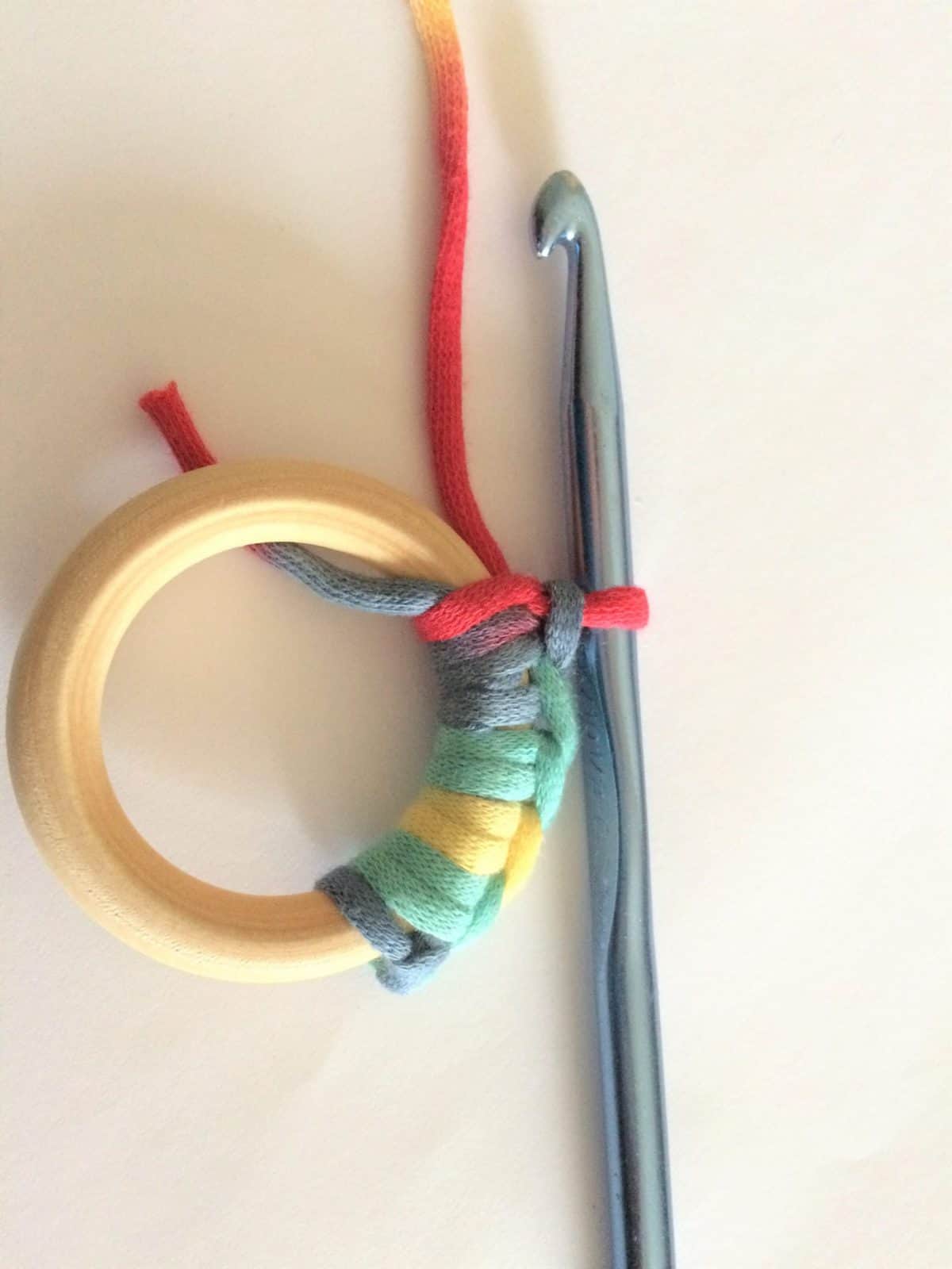 Create Adorable Crochet Teether: A Step-by-Step Guide for Stylish and Safe Baby Soothers