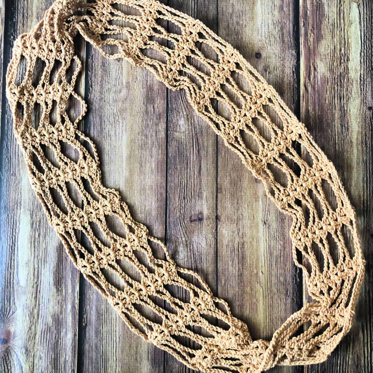 Create Your Own Cozy Crochet Infinity Scarf: A Step-by-Step Guide