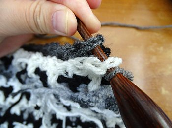 Create a Cozy Crochet Scrap Yarn Pillow: Easy DIY Guide