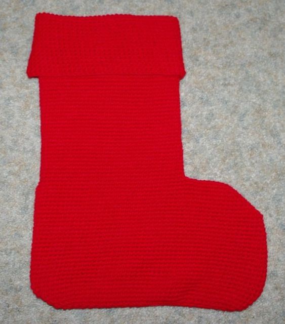 Create Festive Oversized Holiday Stockings with Crochet: A Step-by-Step Guide Create Festive Oversized Holiday Stockings with Crochet: A Step-by-Step Guide