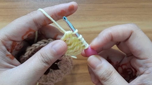 Crochet Sunflower Granny Square