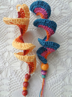 Create Your Own Stunning Crochet Wind Spinner: A Step-By-Step Guide for Craft Enthusiasts