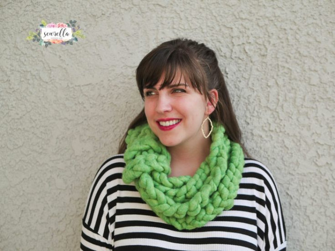 Crochet Wow Cowl
