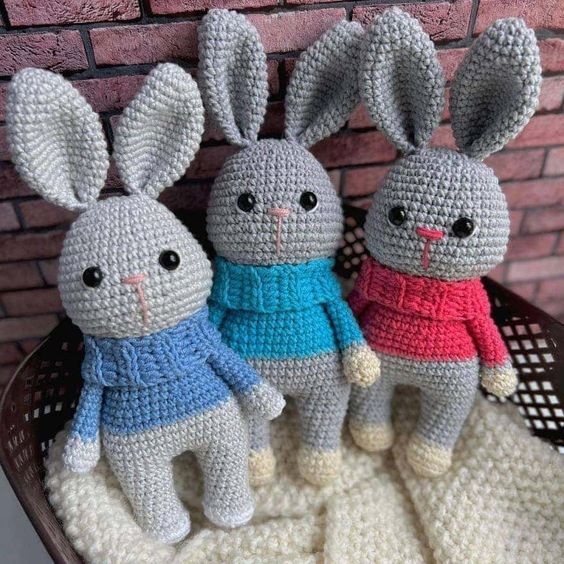 Create Your Own Cozy Amigurumi Bunny: A Complete Crochet Guide Create Your Own Cozy Amigurumi Bunny: A Complete Crochet Guide