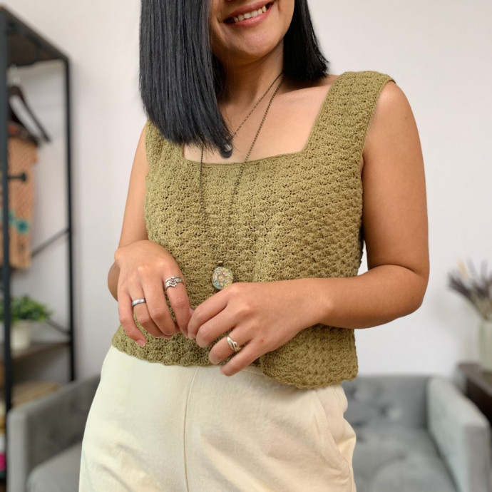 Create a Stunning Crochet Solid Shell Stitch Tank Top for Summer Fashion