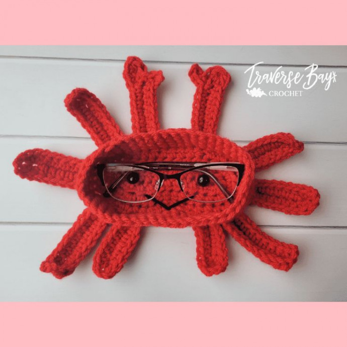 Create Your Own Crochet Crab Glasses Holder: A Fun and Stylish Accessory for Eyewear Organization