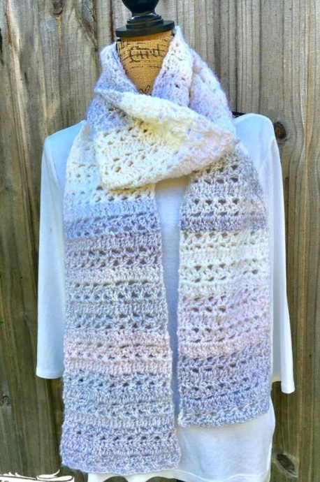 Crochet Sterling Riches Scarf (Free Pattern)