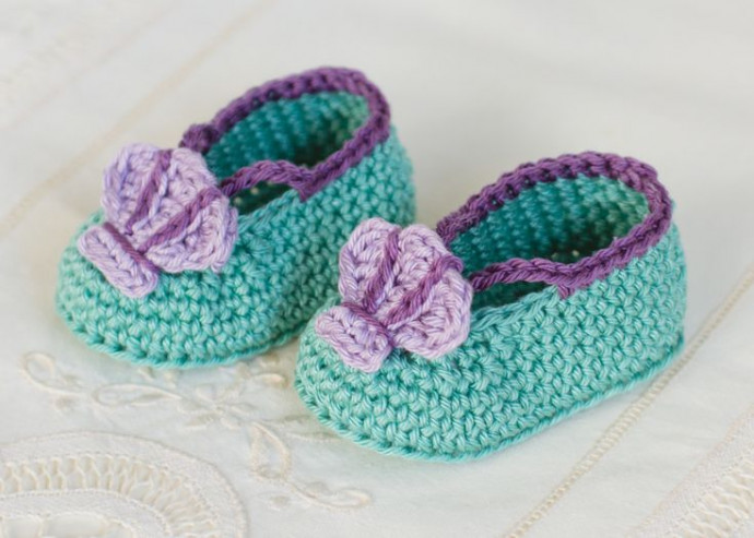Create Adorable Crochet Mermaid Baby Booties with This Easy-to-Follow Pattern