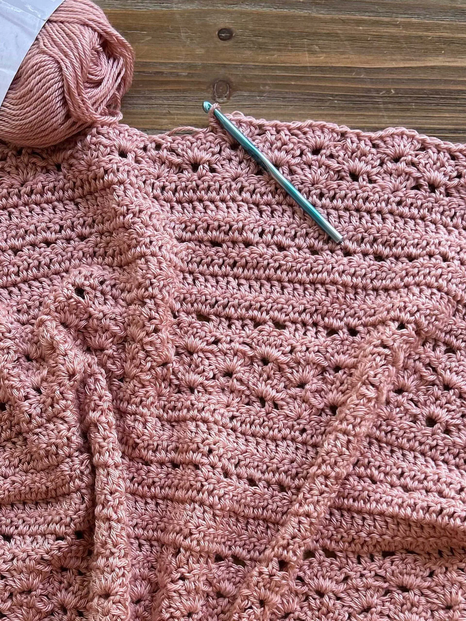 Create a Timeless Crochet Farmhouse Lace Baby Blanket with This Detailed Pattern