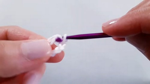 Crochet Bridal Lace Cufflet - A Timeless Accessory for Your Wedding Day