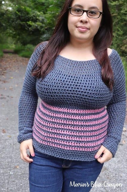 Confuse the Crowd with this Gorgeous Net-Like Crochet Raglan Sweater