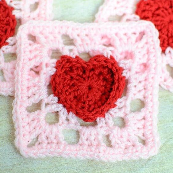 Create Your Own Crochet Heart Granny Square: A Step-by-Step Guide