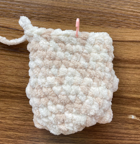 Create Adorable Crochet Kitties: A Complete Guide to Materials, Patterns, and Techniques for Crafting Your Feline Friends