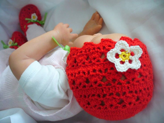 Create an Adorable Crochet Strawberry Baby Bonnet – Step-by-Step Guide and Instructions Create an Adorable Crochet Strawberry Baby Bonnet – Step-by-Step Guide and Instructions