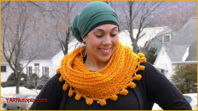 How to Create the Cozy Crochet Pommin’ Around Cowl for Winter Fashion